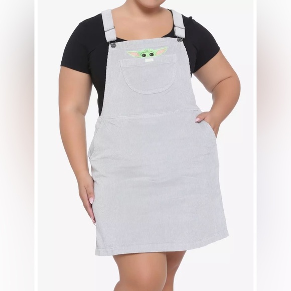 NWT Hot Topic Her Universe Star Wars The Mandalorian The Child Corduroy 2X - Picture 2 of 7